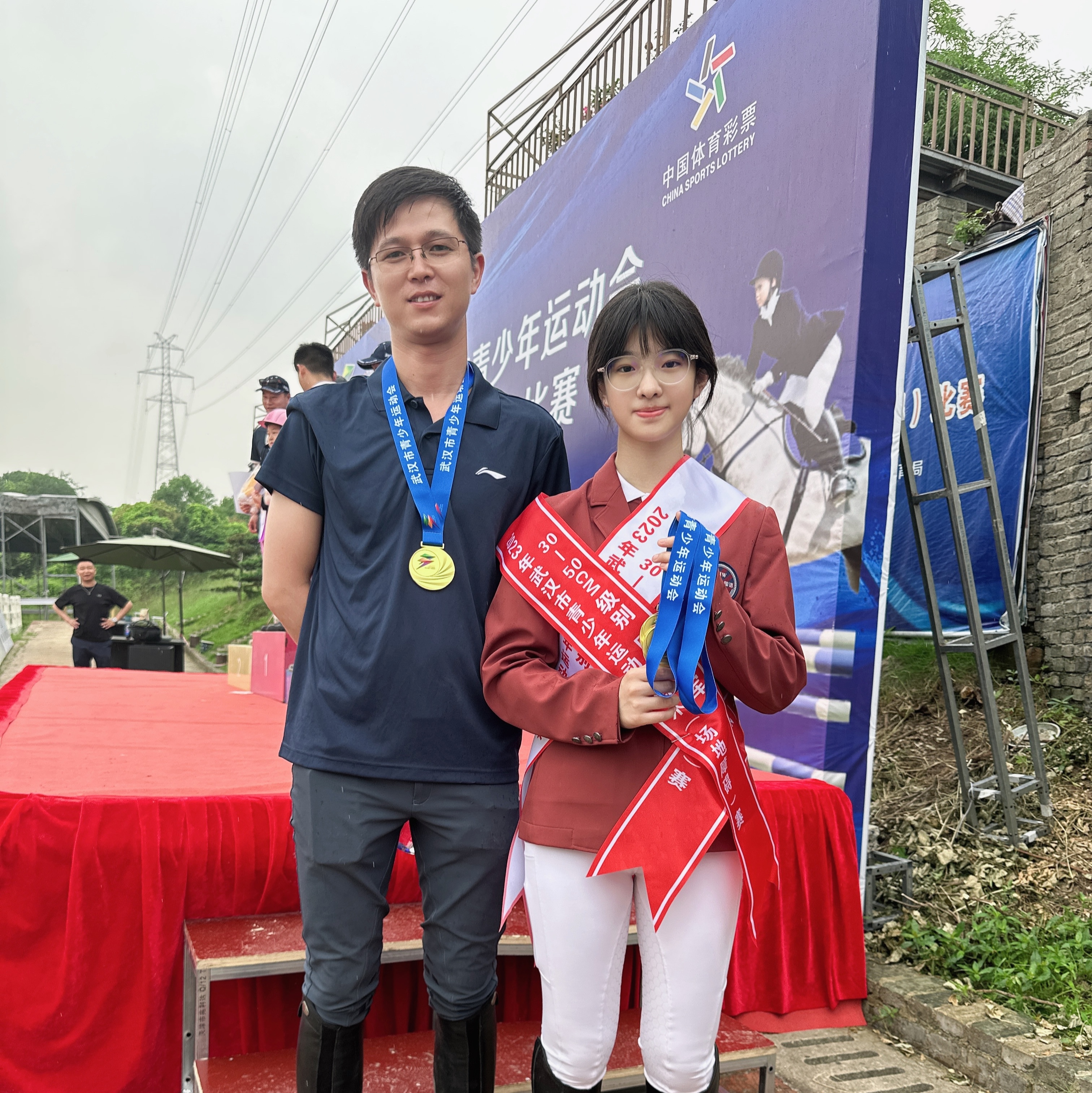吕佳悦,新晋马术公主,学习4个月,夺得2个冠军 3.jpg